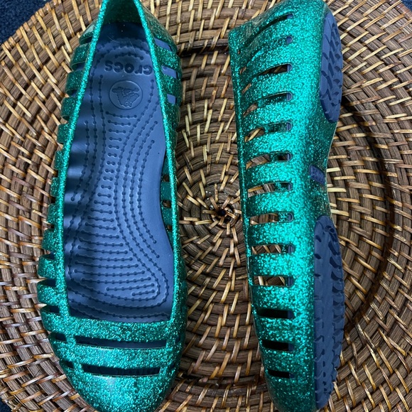 Crocs Adrina II Girl's Green Glitter Flat Shoes Jelly Ballet Size  3 - Picture 2 of 9